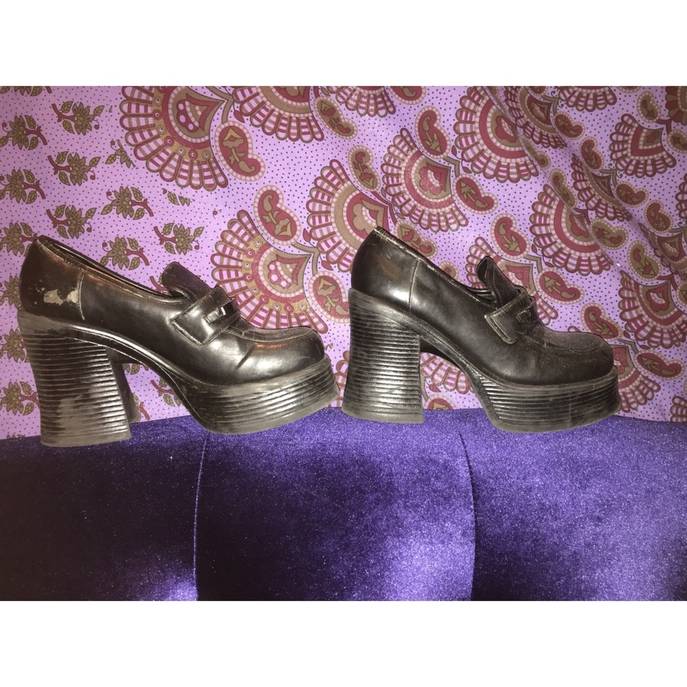 90s Vintage Black Platform Loafers